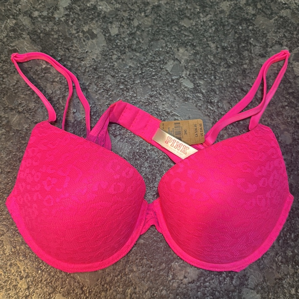 NWT Victoria Secret Push-up Bra